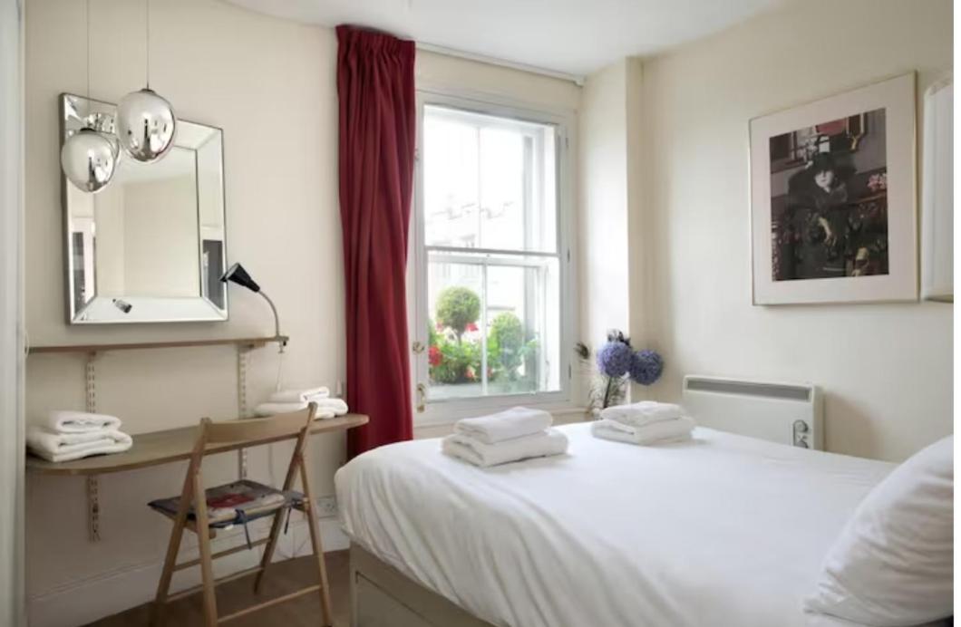 Royal Mile Apartment, 1 Minute From The Castle. Edinburgh Exterior photo
